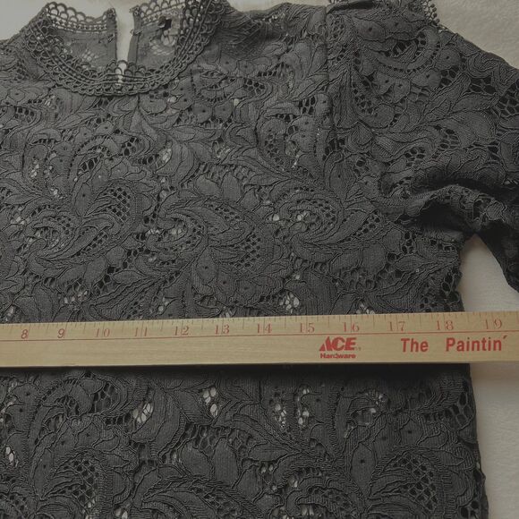 Express Lace Mock Neck Ruffle Sleeve Chic Elegant Top Blouse Unlined Black Sz S - Picture 10 of 12